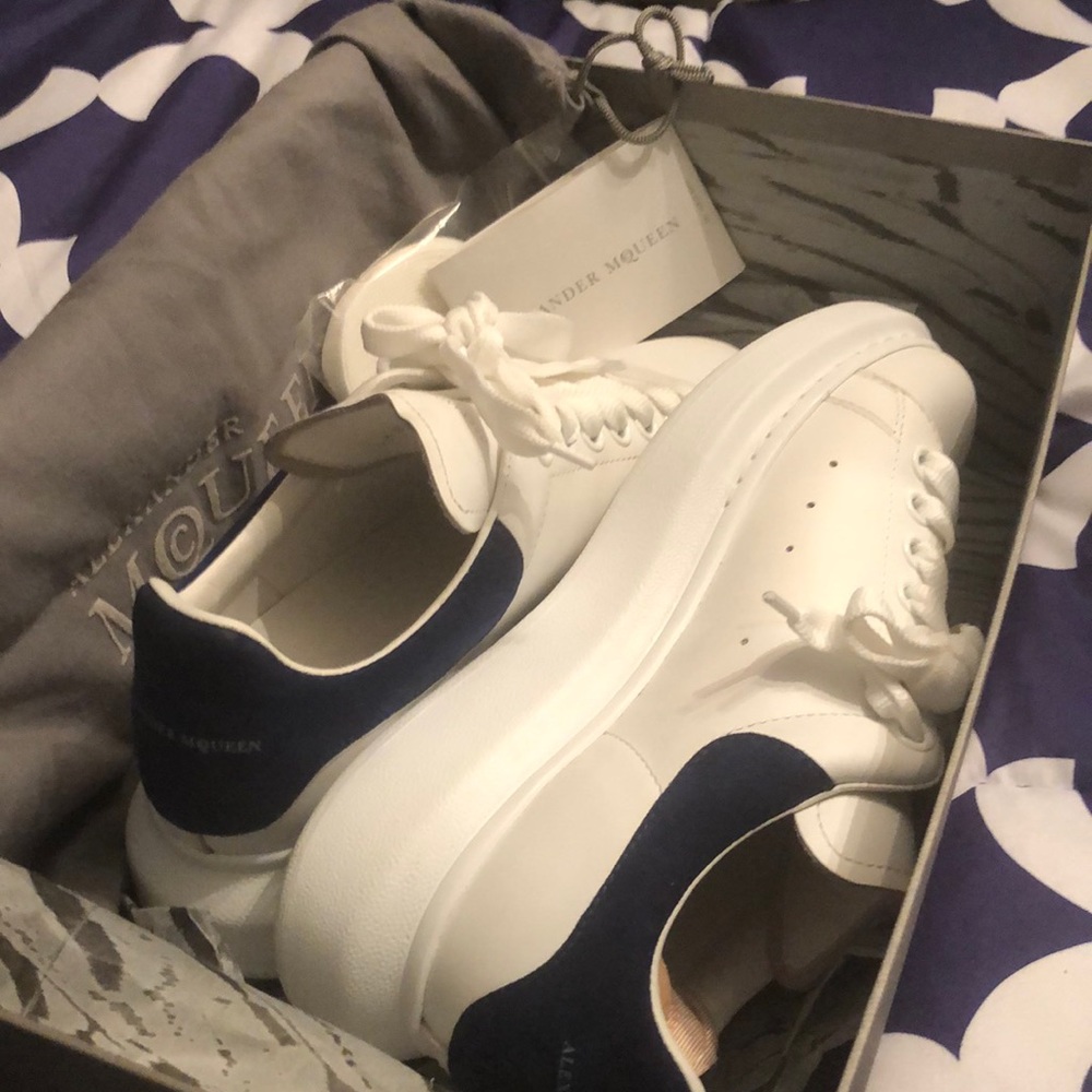 Alexander McQueen white/Paris blue sneakers